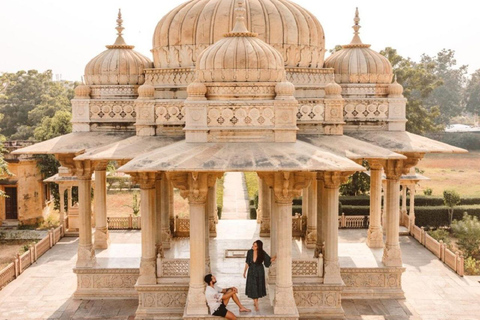 Jaipur: Royal Delights AC Car Sightseeing with Guide