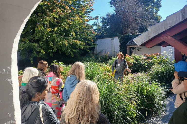 ✨Small-Group Nostalgic Walking Tour of Bruges