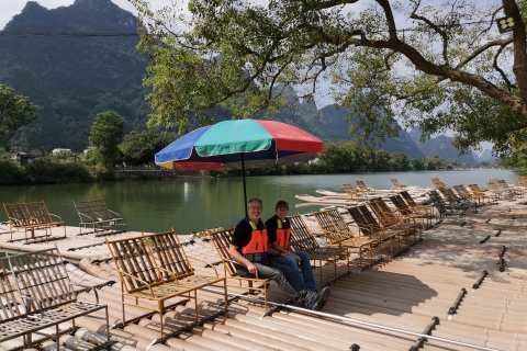 Yangshuo : 2 jours de visites guidées + vélo, rafting et randonnéeVisite guidée en espagnol/allemand/français/italien