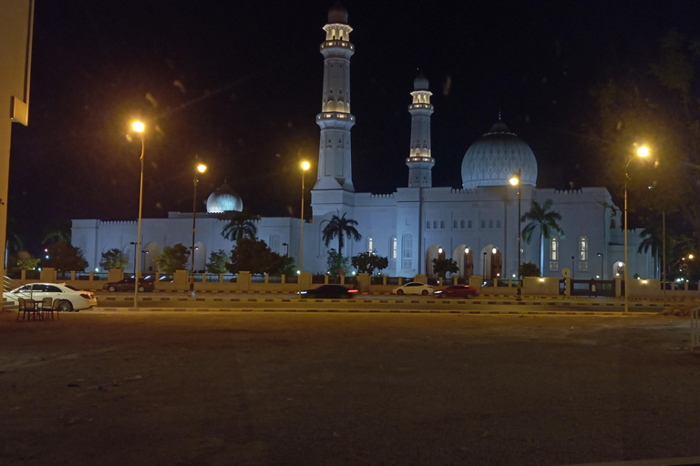 Dhofar: Salalah City and East Salalah Private Tour