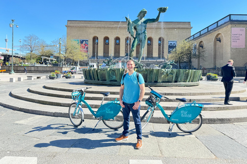 Gothenburg: City Highlights Bike Tour with Transfer