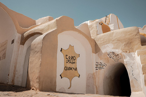 Tataouine, Chenini & Djerba Tour: The Must-Sees in a Day Tour: Tataouine, Chenini & Djerba Tour: The Must-Sees in a Day