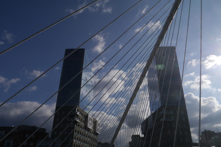 Bilbao: Old Town and Modern City Guided Walking Tour