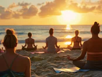 Zen outing: yoga on a cove and boat trip