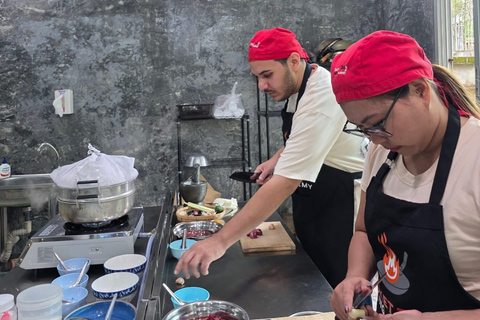 Phuket: Thai Cooking Class with Organic Garden Tour