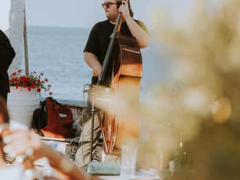 Corfou : musique jazz live et histoires locales à la marina