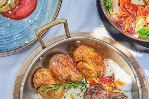 Tirana Guided Street Food Tour (6 Dishes, 1 sweet and drink) German speaking