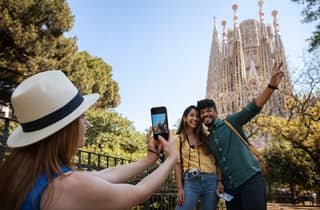 Das Beste von Barcelona: Sagrada Familia & Park Guell mit Abholung