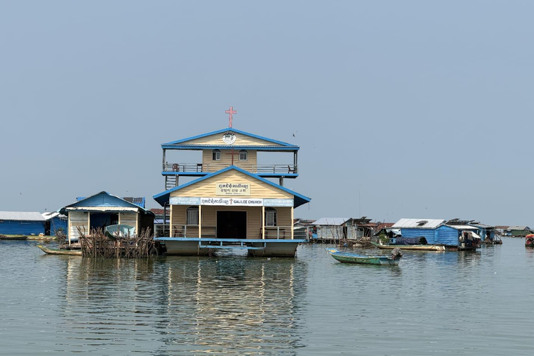 Siem Reap: Tonle Sap Lake & Floating Village Tour Tour in a Tuk Tuk