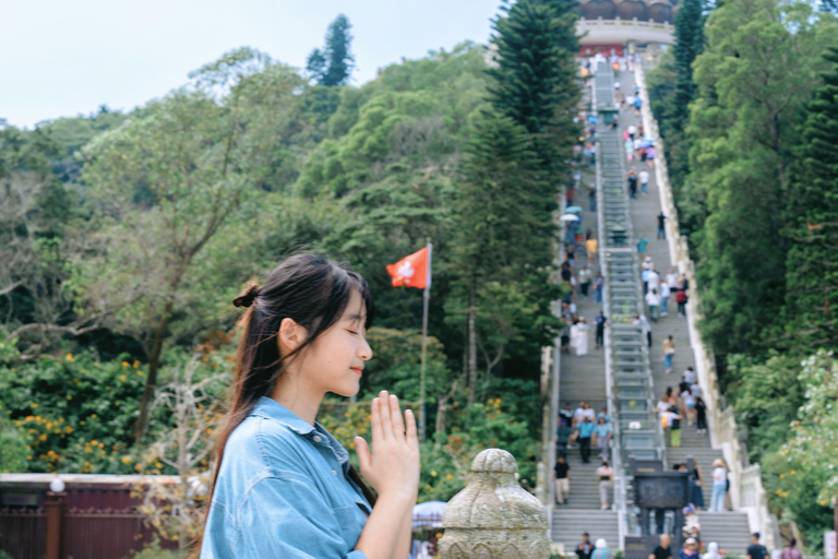 Hong Kong: Lantau, Big Buddha & Tai O Tour w/Private Coach