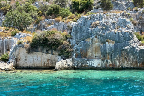 Kaş: Kekova Blue Cruise with Sunken City and 5 Swim Stops