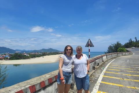 Bustransfer von Hue nach Hoi An mit Sightseeing