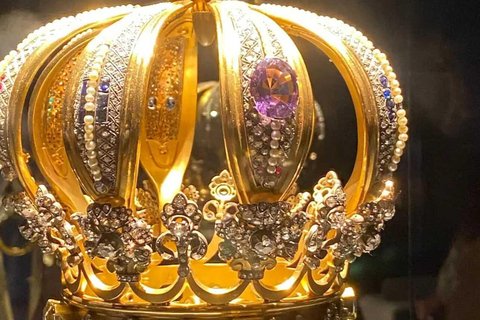 Lisbon: Sanctuary Fátima & Little Shepperd Town Guide Tour Lisbon: Sanctuary of Our Lady of Fátima Guided Tour