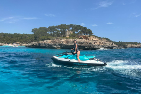 MALLORCA: JETSKIFAHRT NACH CALA MONDRAGÓ, CALA D&#039;ORMALLORCA: JETSKITOUR NACH CALA MONDRAGÓ, CALA D&#039;OR
