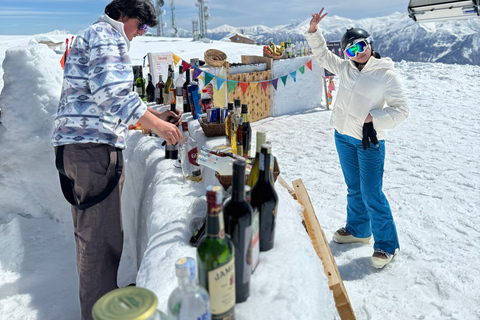 Tbilisi: Private Gudauri tour with photographer guide