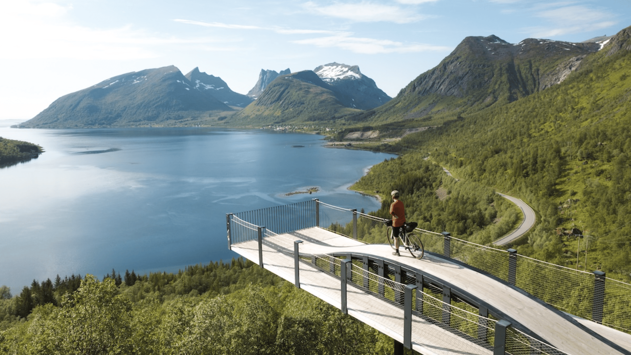 Entdeckungstour auf Senja (arktische Fjorde und Küstenlandschaft)