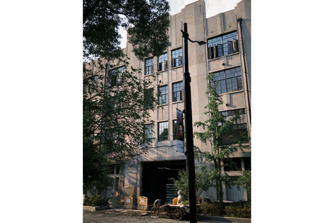 Shanghai Histories Walking Tour: Suzhou Creek to the Bund