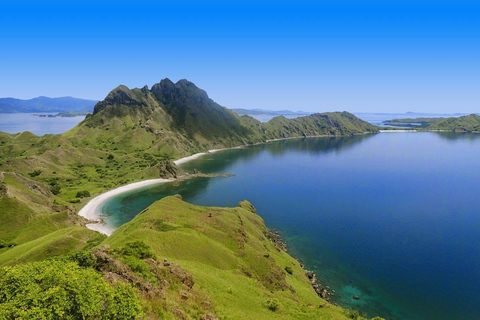 From Labuan Bajo: 3-Day Komodo Islands Boat Tour with Meals