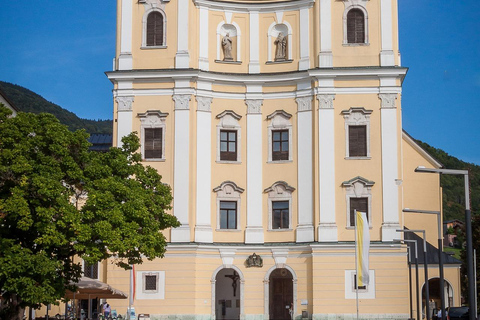 Voyage privé de Salzbourg à Mondsee, St. Gilgen et retour