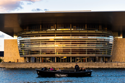Copenhagen: Hidden Gems 2hr Social Boat Tour