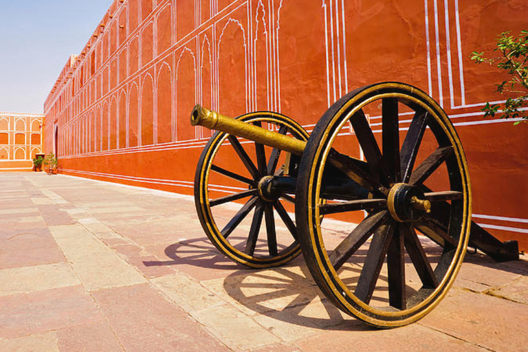 Goldenes Dreieck Tour mit Neemrana Fort