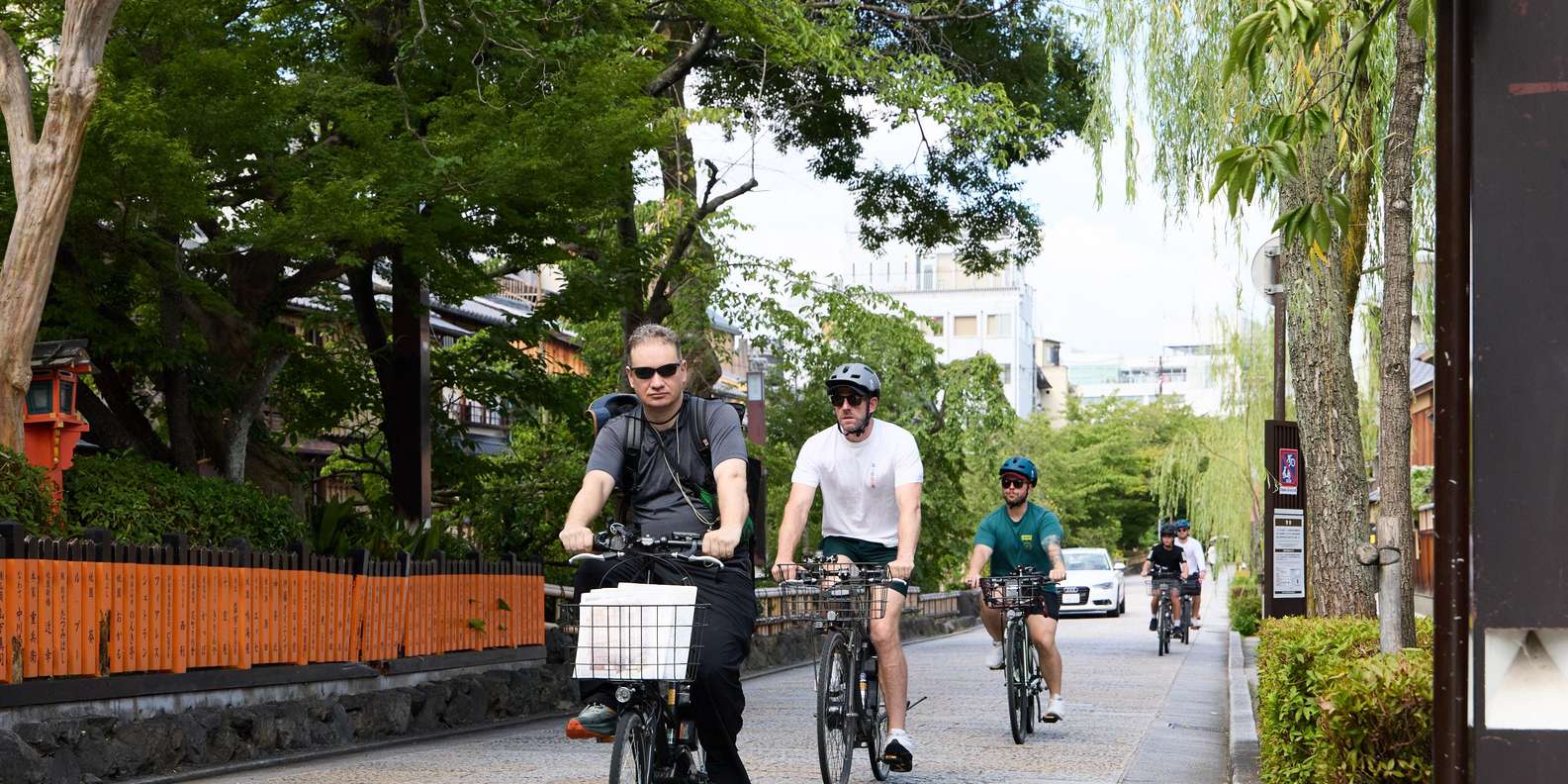 Kyoto: Hidden Gems E-Bike Tour Through Backstreets & Temples