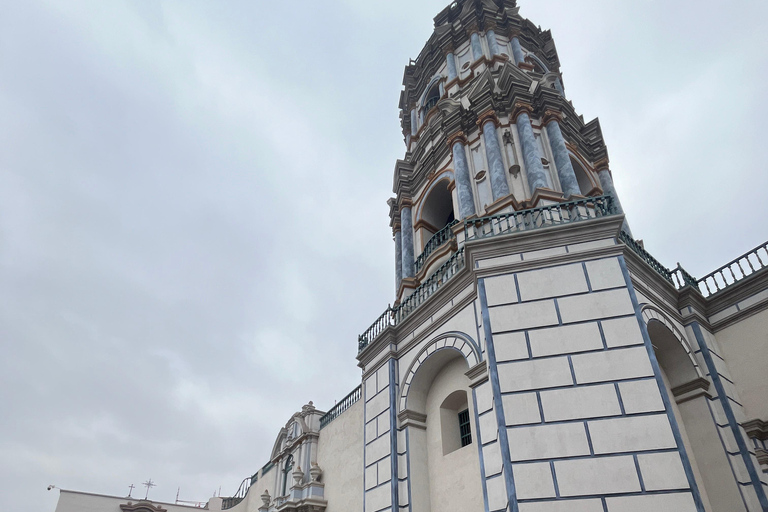 Enjoy Lima Walking Historic Center, Plaza San Martin and Plaza de Armas Enjoy Lima Walking Tour Historic Center, Plaza San Martin and Plaza de Armas
