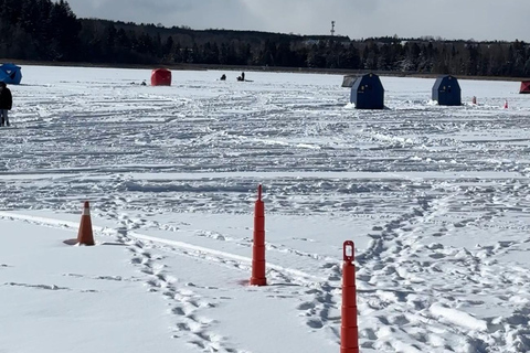 Toronto : Excursion d&#039;une journée pour la pêche sur glace en VR-automobile