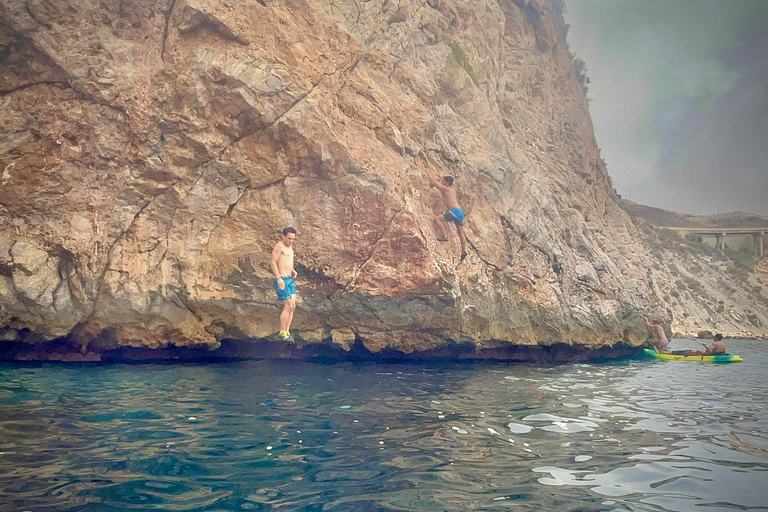 Granada: Deep Water Soloing in Calahonda Pier