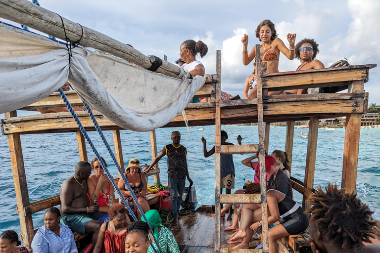 Zanzibar: 2 uur durende Dhow-cruise bij zonsondergang in Nungwi &amp; KendwaZanzibar: 2 uur durende dhow-cruise bij zonsondergang in Nungwi en Kendwa