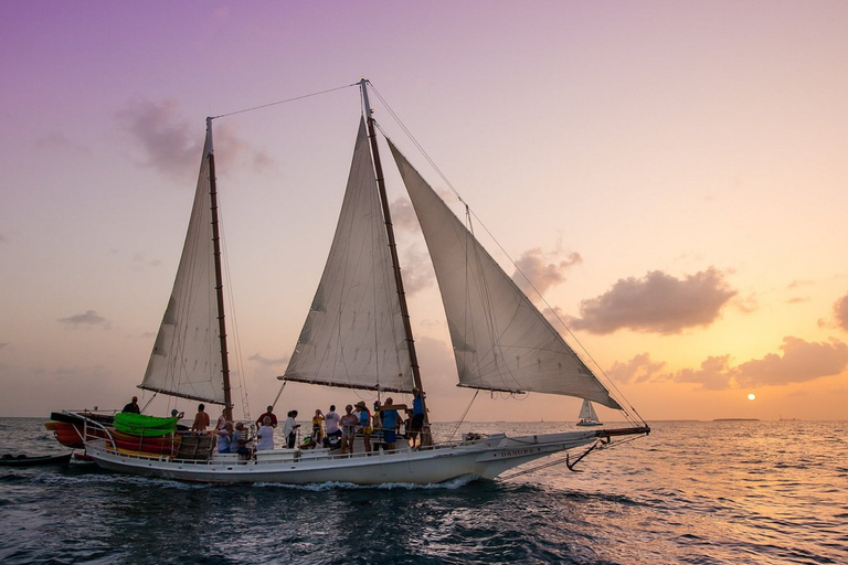 Sandbar, Snorkel, and Sunset Sail with Drinks in Key West