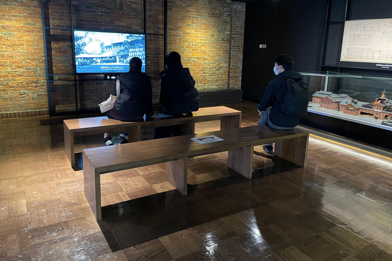 Sapporo: Beer Museum Tour with Tasting of Local Brews Meet and end on-site