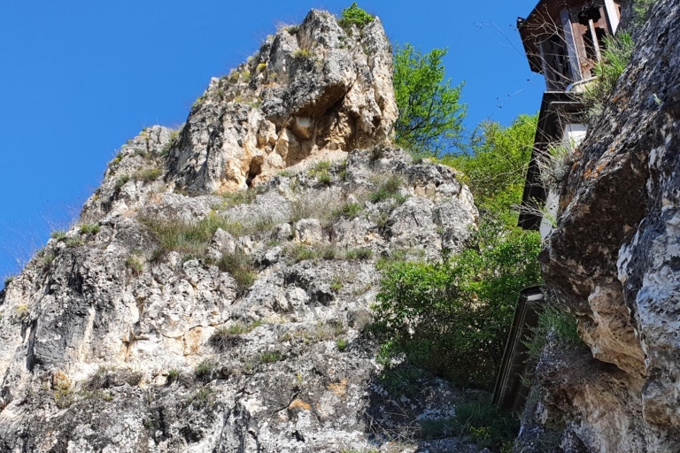 Bucharest: Romanian Caves & Monasteries Private 2-Day Trip