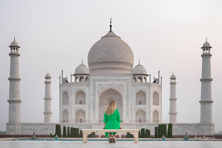 Taj Mahal Sunrise, Agra Fort & Baby Taj Tour (All-Inclusive) From Agra: Tour with Car, Driver and Guide Only