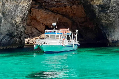 Comino : excursions en bateau privé, arrêts baignade et visites des grottes