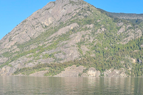 Private boat ride on Lake Lacar in San Martin de los Andes