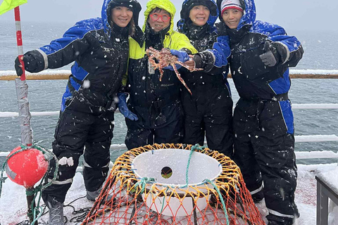 Tromsø: Arctic king crab cruise with self-captured lunch