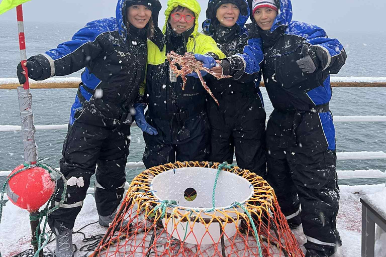 Tromsø: Arctic king crab cruise with self-captured lunch