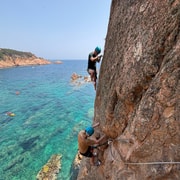 Klettersteig-Abenteuer an der Costa Brava + Transport
