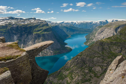 Excursión en helicóptero a Trolltunga