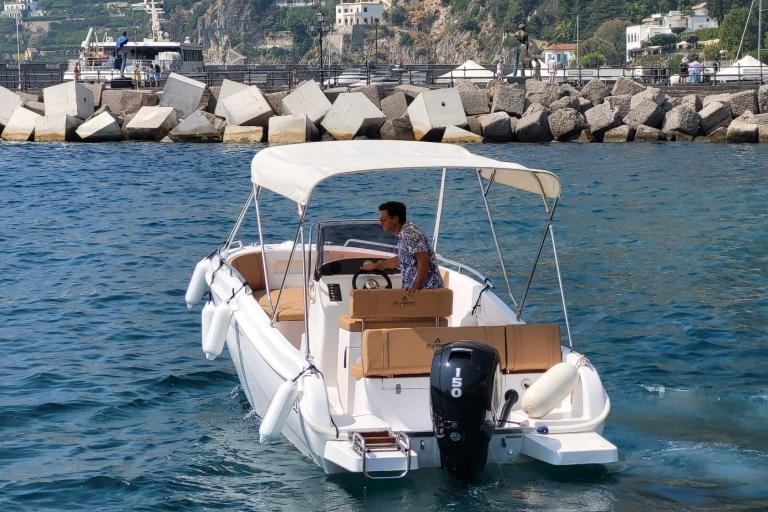 Private Bootstour nach Capri von Positano aus, mit Skipper