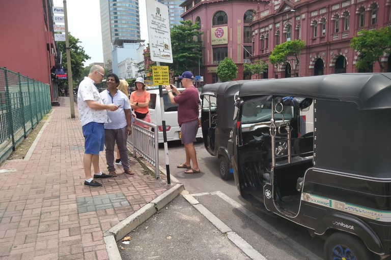 Colombo: Private Tuk Tuk City Tour with Hotel Pickup