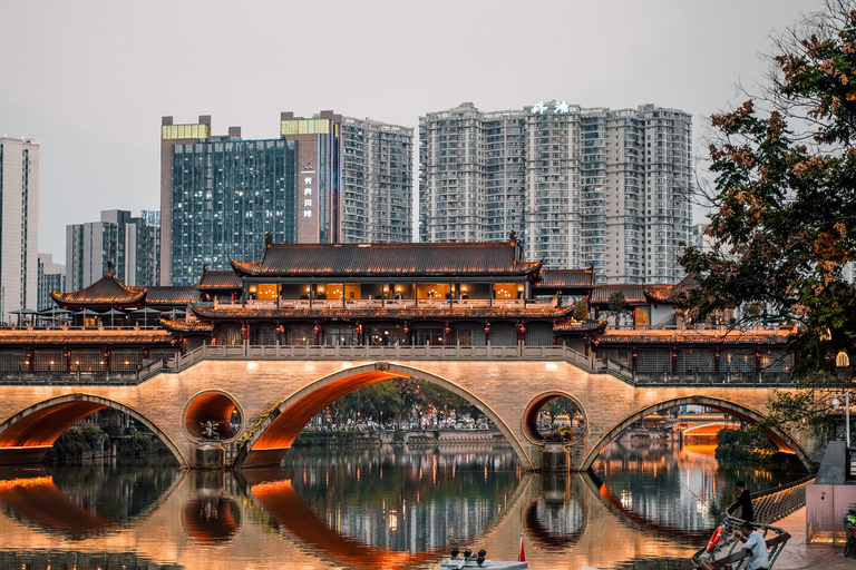 Tour notturno di Chengdu Biglietto del traghetto JinjiangTour notturno di Chengdu Biglietto per il traghetto Jinjiang