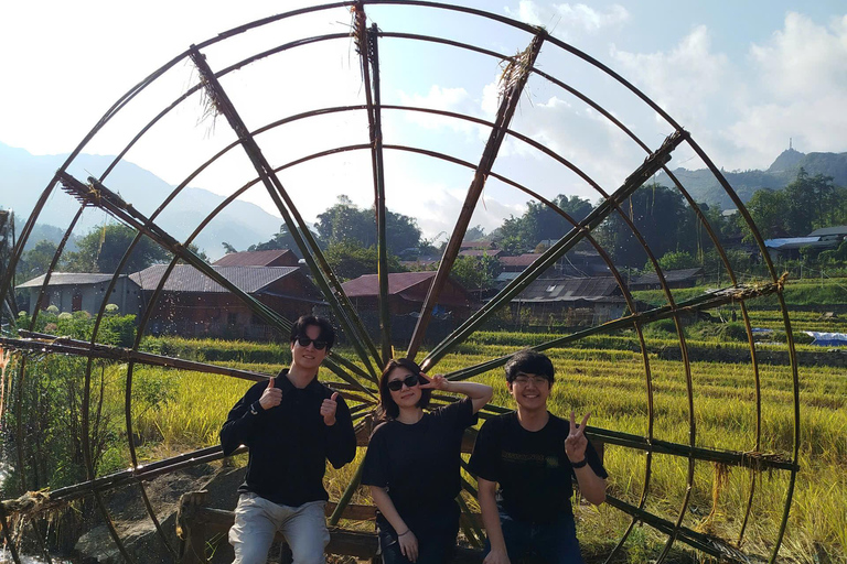 Sa Pa: Cat Cat Village Tour to Visit the Hmong People