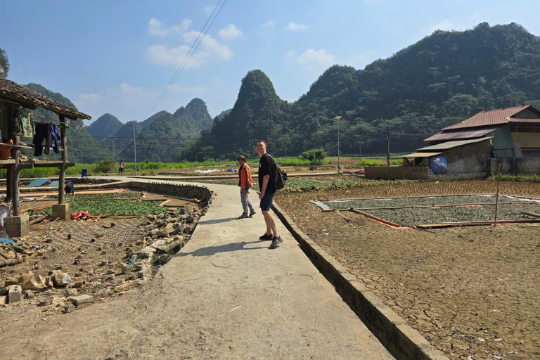 Desde Hanoi: Cao Bang Loop - Alquiler de coches con conductor