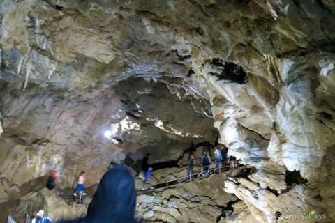 Plovdiv: Devil’s Throat & Yagodinska Caves Day Trip