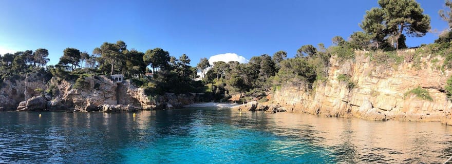 Golfe-Juan: Iles de Lérins/Cap d'Antibes: Excursion speedboat 1h30