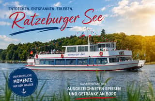Ratzeburger See: 2-stündige historische Schiffstour mit Unterhaltung