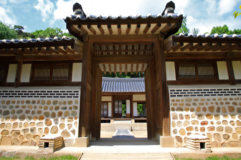 Seoul: Gangnam Time Travel, Royal Tombs to Starfield Library Chinese Guide