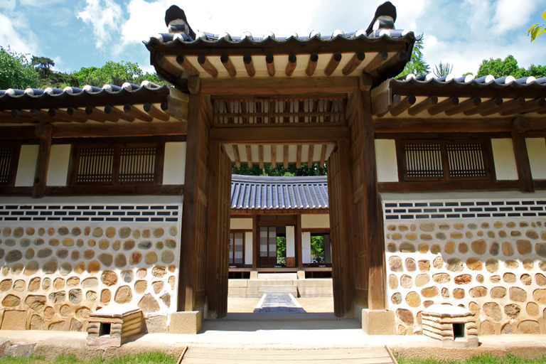 Seoul: Gangnam Time Travel, Royal Tombs to Starfield Library Chinese Guide